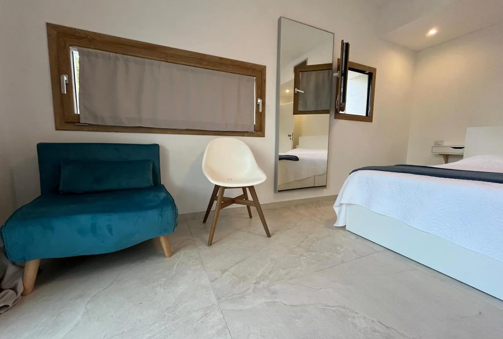 Pensionat The Beach Olbia